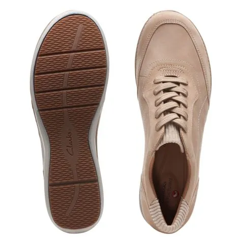 Clarks Appley Tie Sand Nubuck