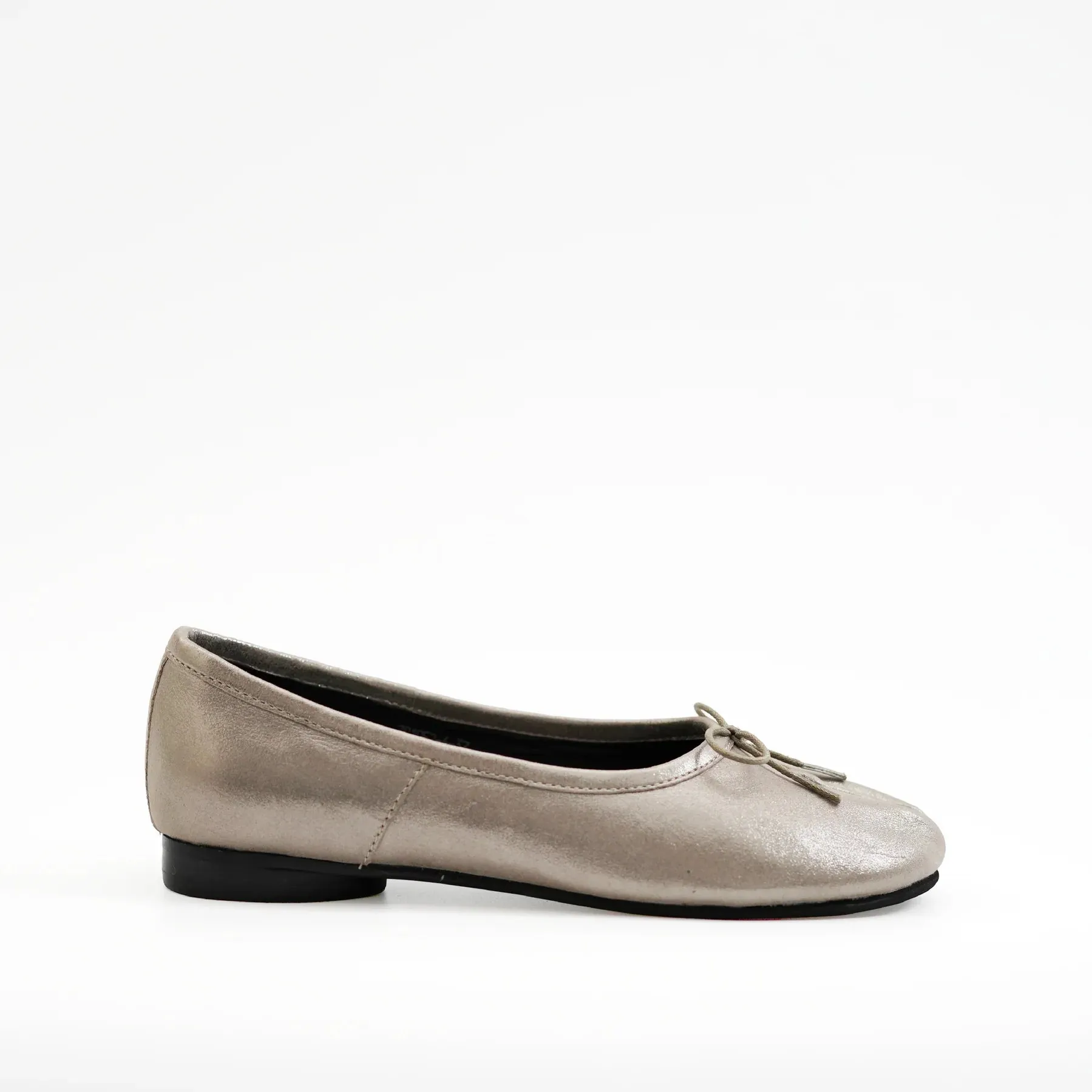 FW23 701052 | Hachi |Yuko Imanishi 