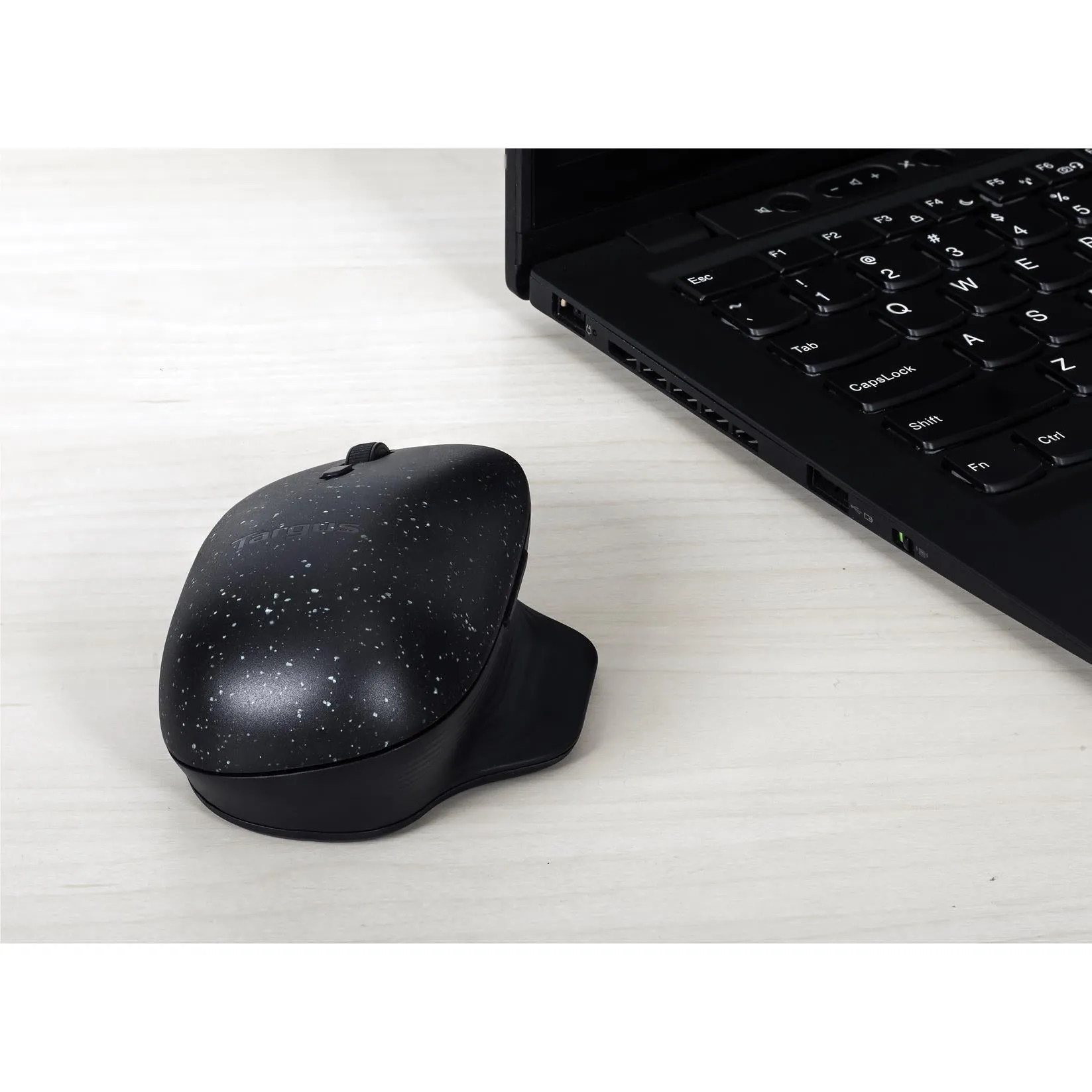 Targus ErgoFlip EcoSmart Mouse