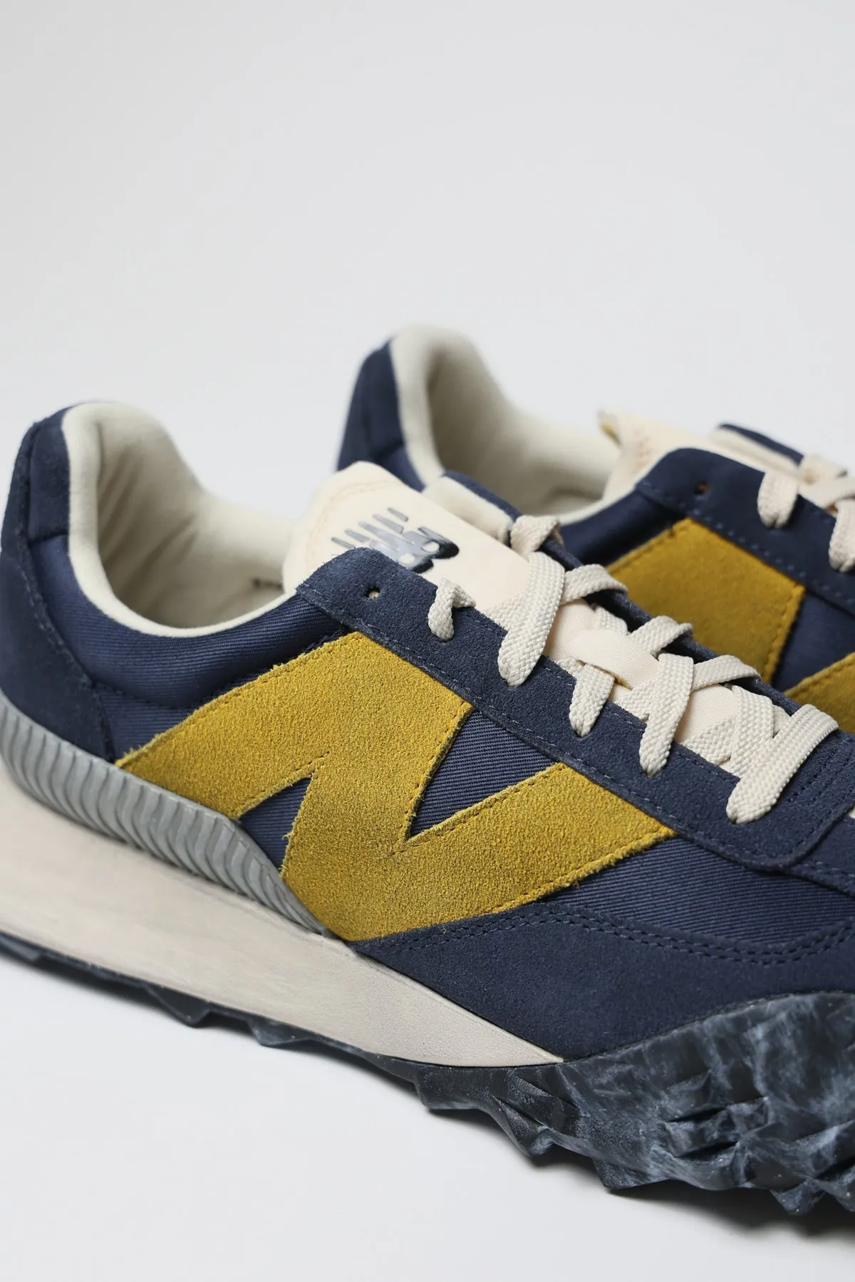 XC72 - Navy/Varsity Gold