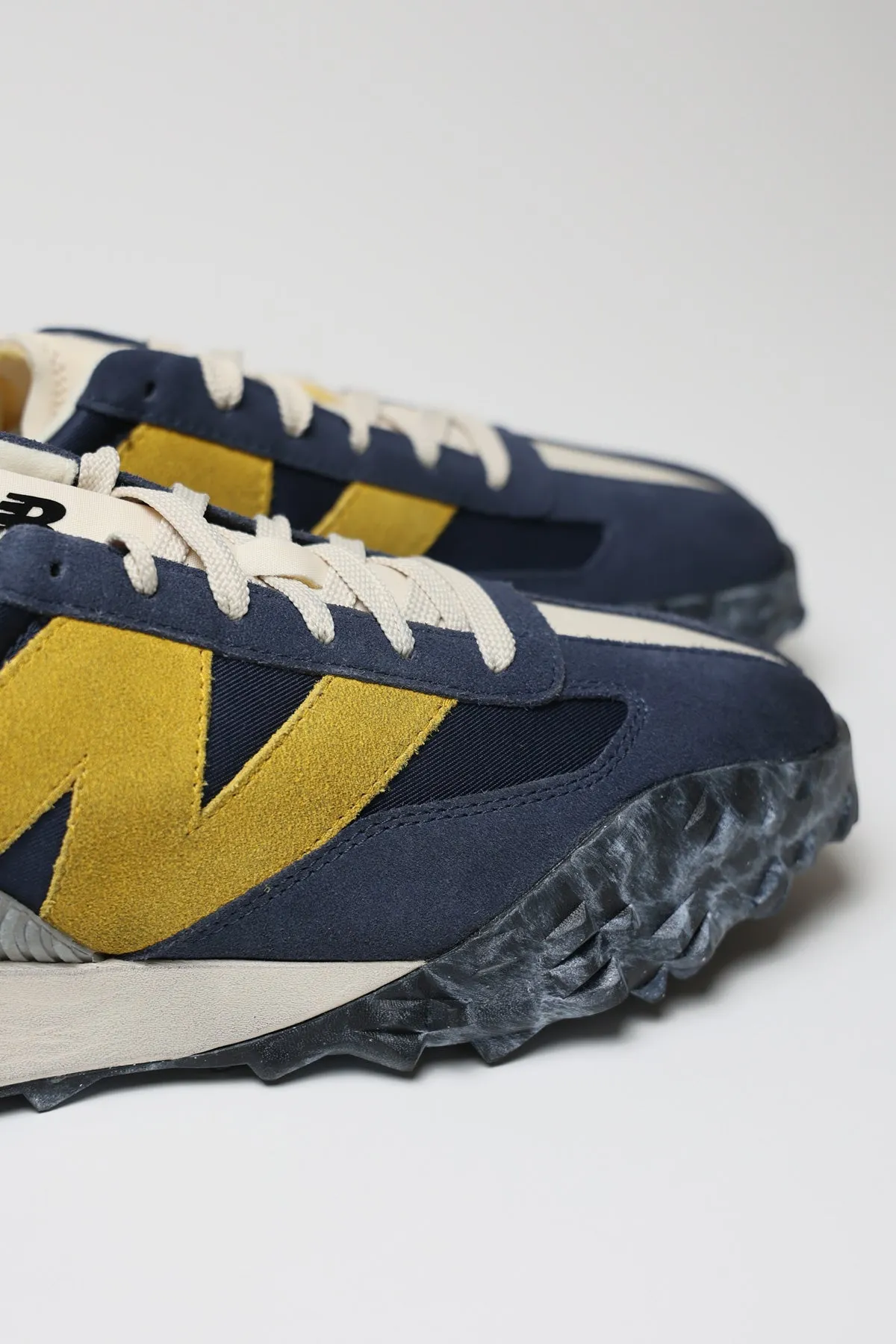 XC72 - Navy/Varsity Gold