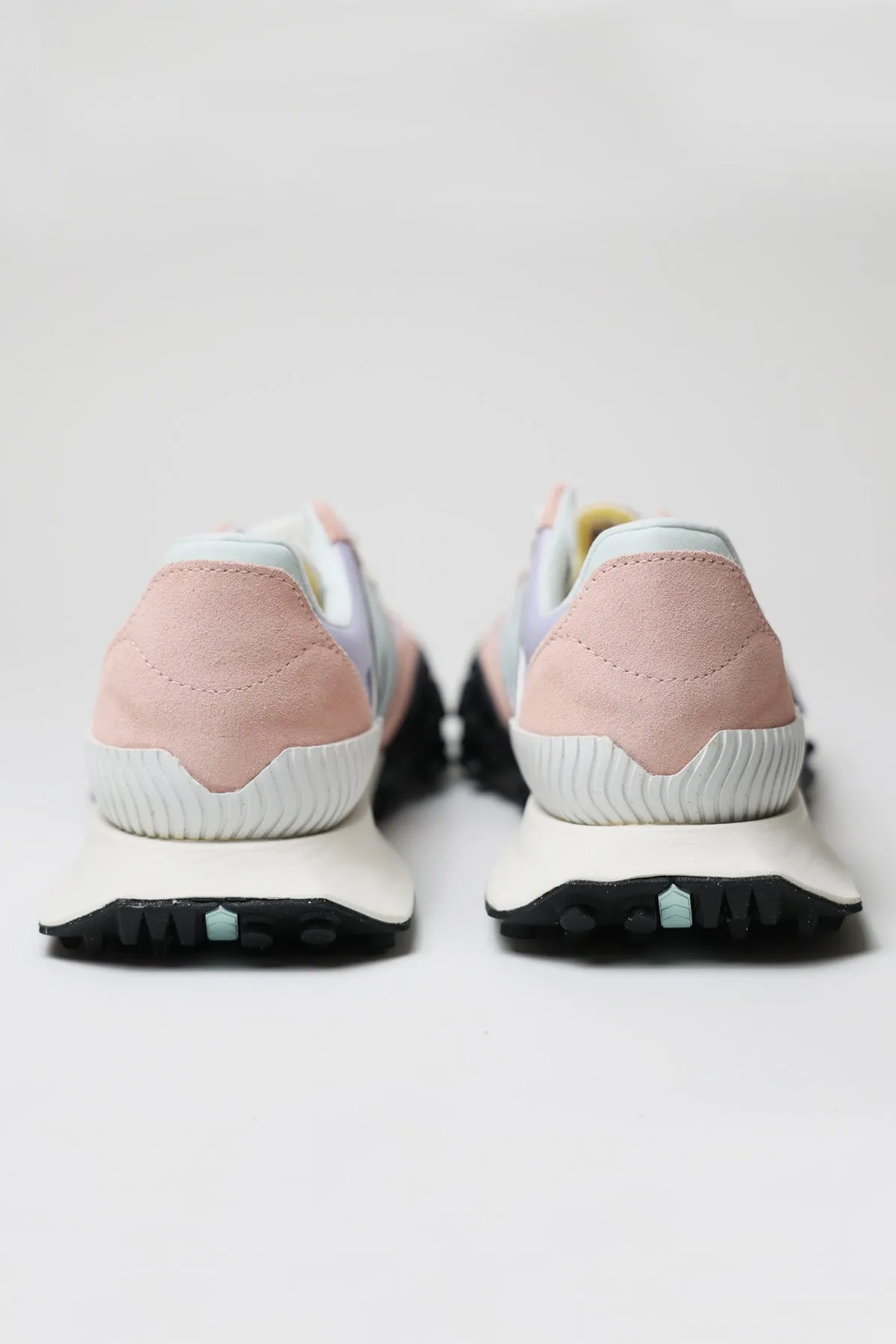 XC72 - Pink Haze with Libra