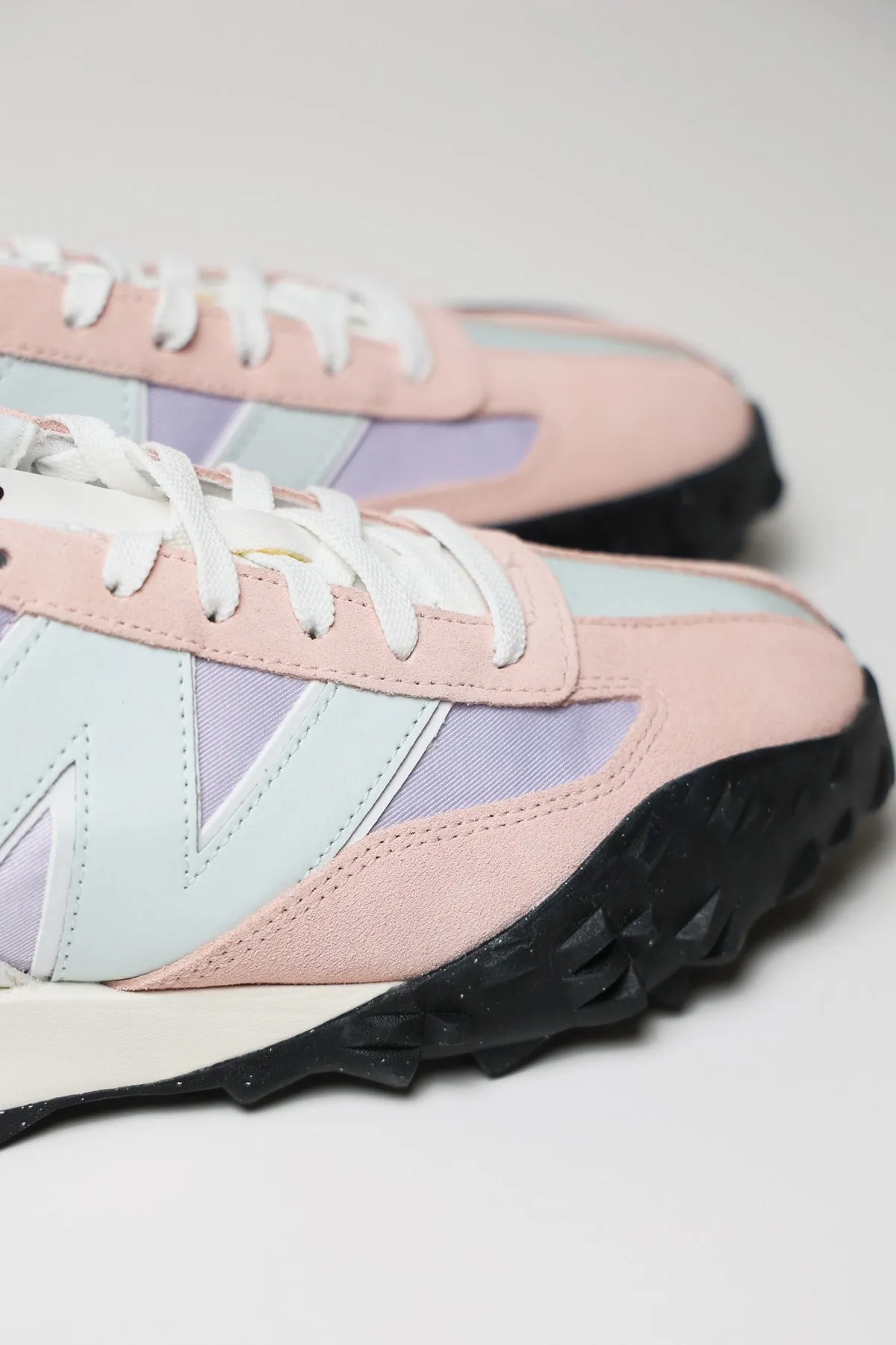 XC72 - Pink Haze with Libra