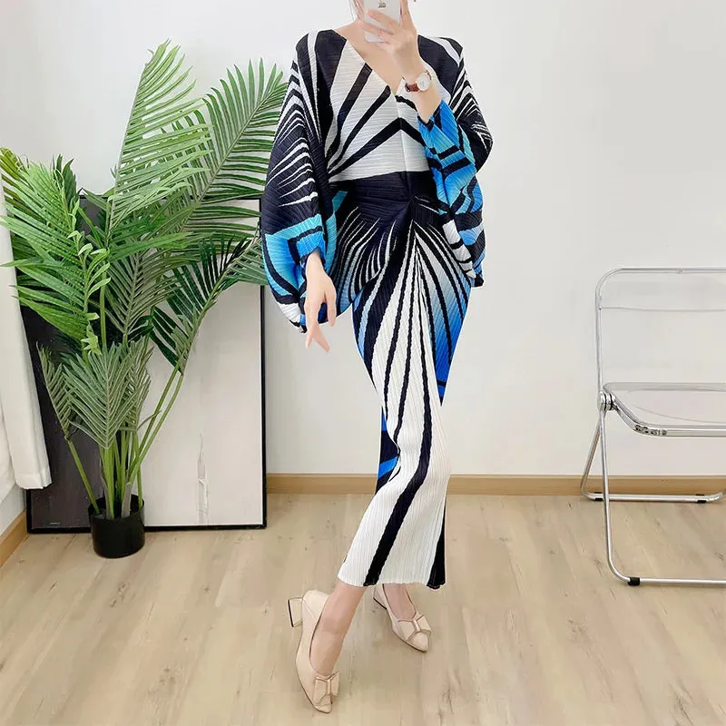 Zebra Stripes Pleated Dress Women Batwing Sleeves V  Neck Long Length  Party Dresses